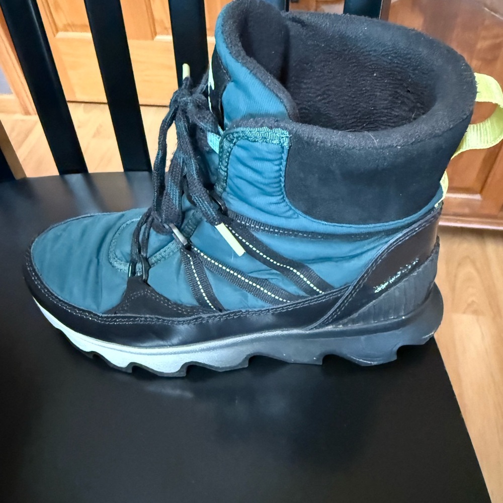 Sorel Women’s Sport Boot size 9 - Picture 3 of 9